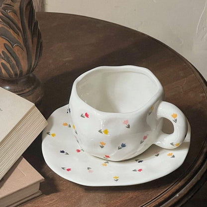 Retro Pinch Porcelain Cups with Plaid & Floral Tea Cups and Saucer Set