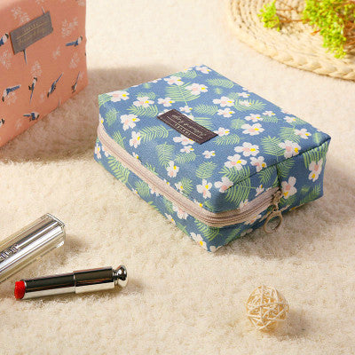 Mini Floral Cotton Travel Makeup Bag in Assorted Prints