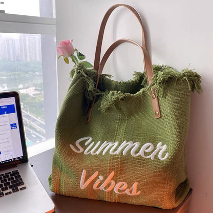 Fashionable Travel Tote Bag - Perfect for Beach Trips