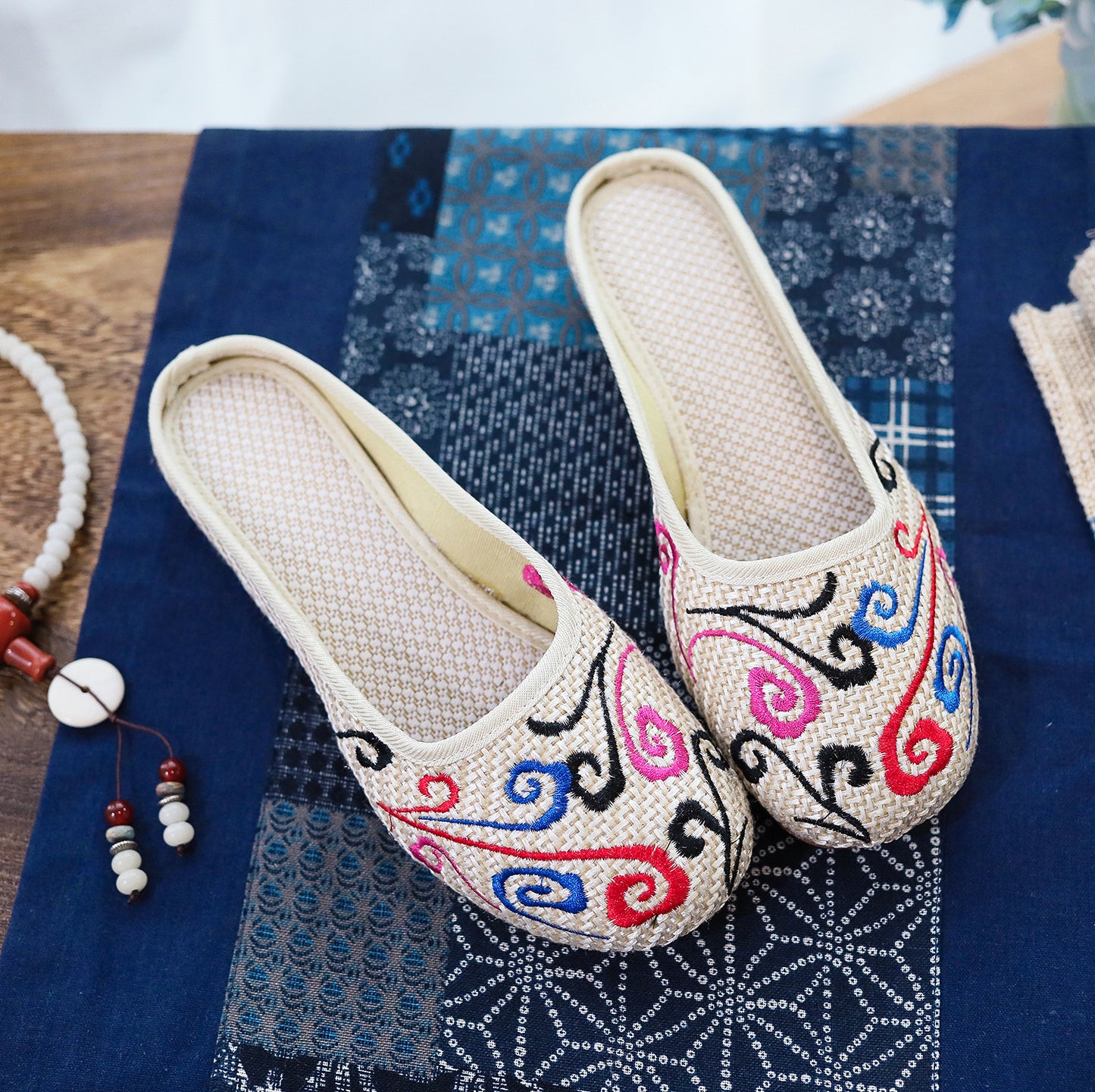 Embroidered Cotton Closed-Toe Summer Slippers for Women