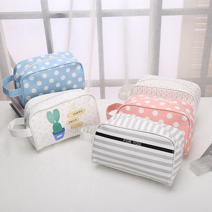 Striped & Arrow Print Portable Zipper Wash Bag for Women