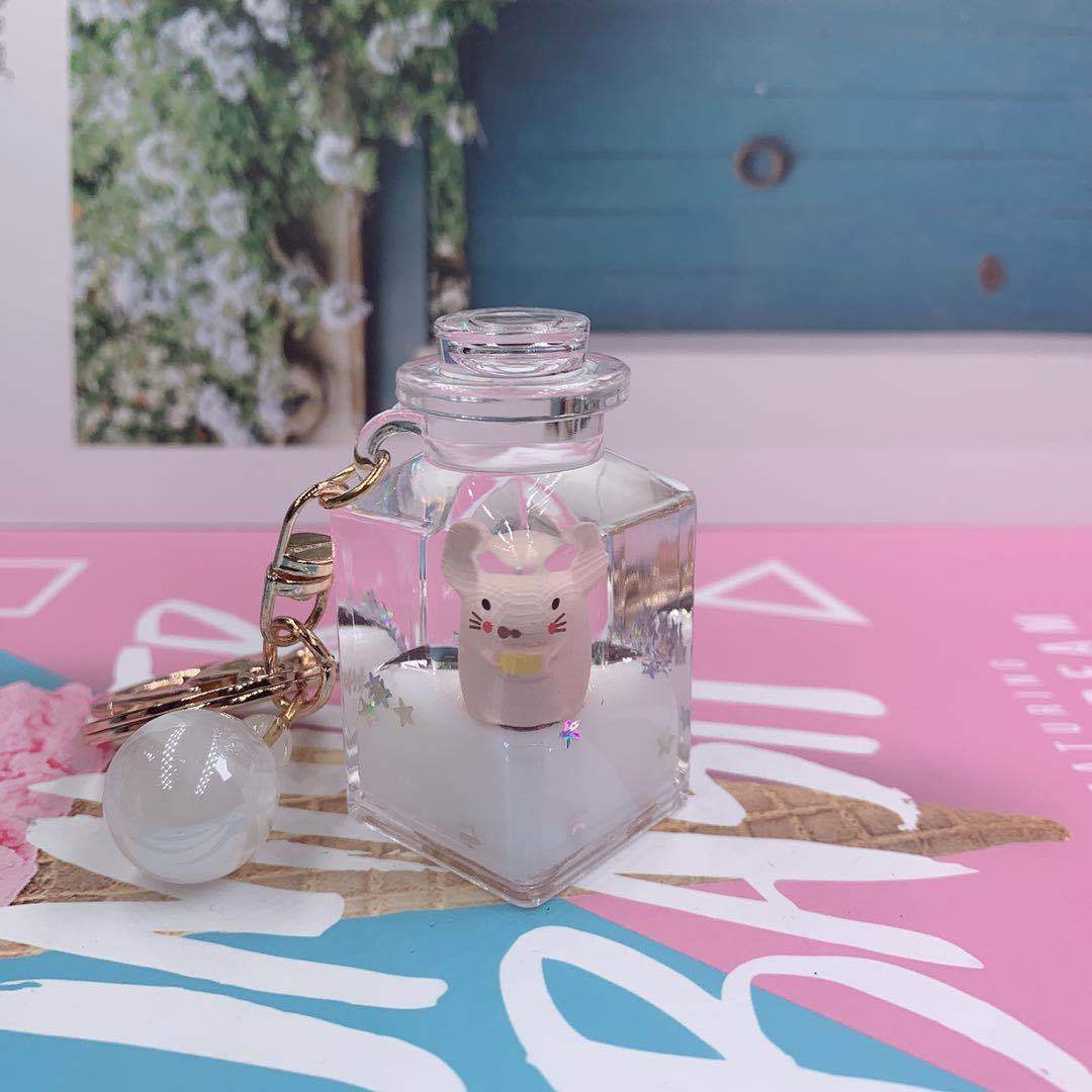 Creative Floating Quicksand Animal Keychain