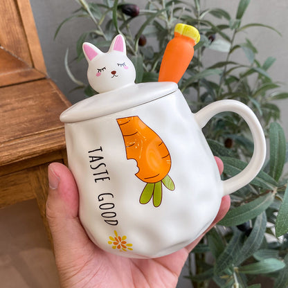 Cute Rabbit Bone China Mug with Lid – Fun Carrot Design